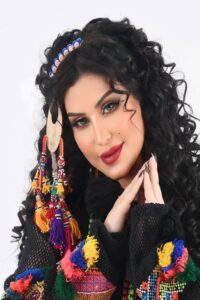 إطلالة عروس فاخرة بلمسة مها الغنام في الرياض